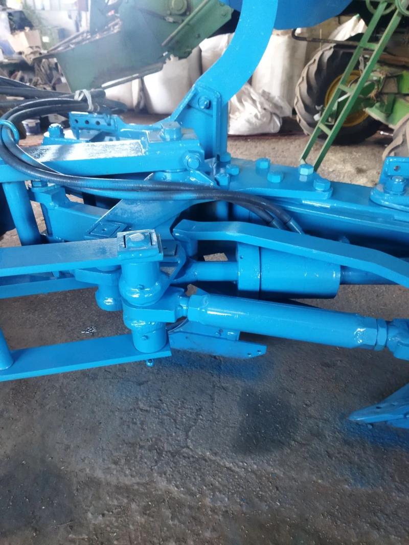 Плуг Nardi, снимка 3 - Селскостопанска техника - 53499512