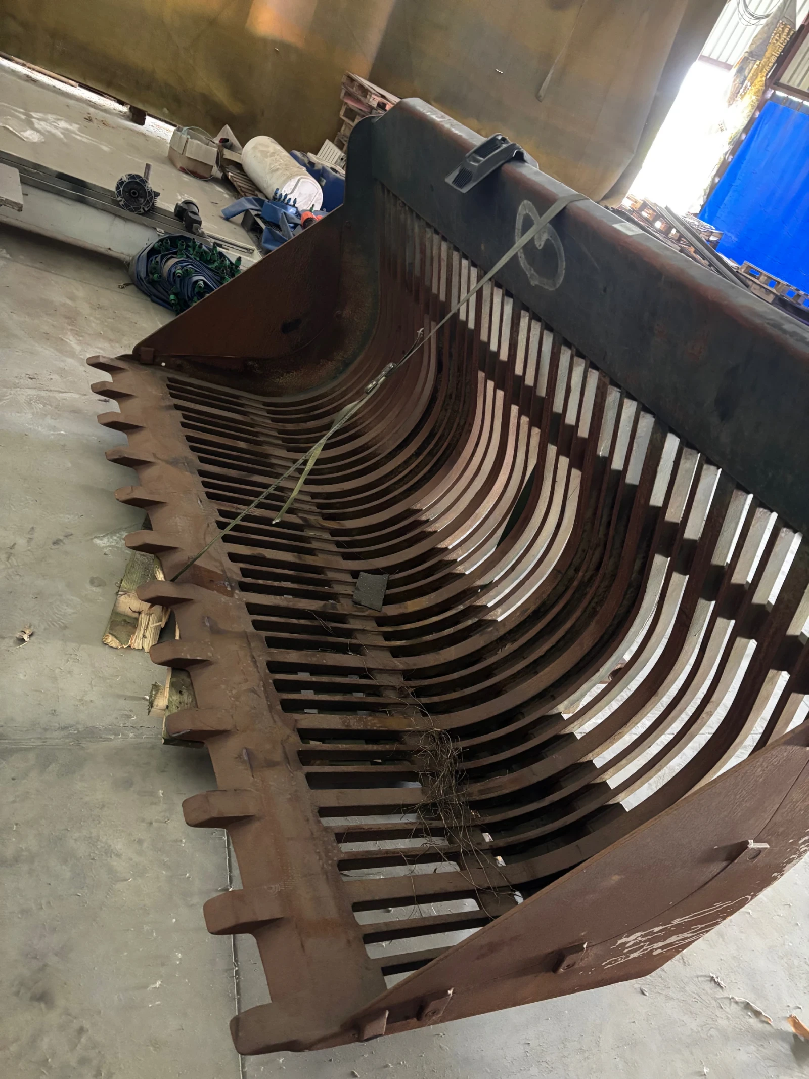 /          | Mobile.bg   8