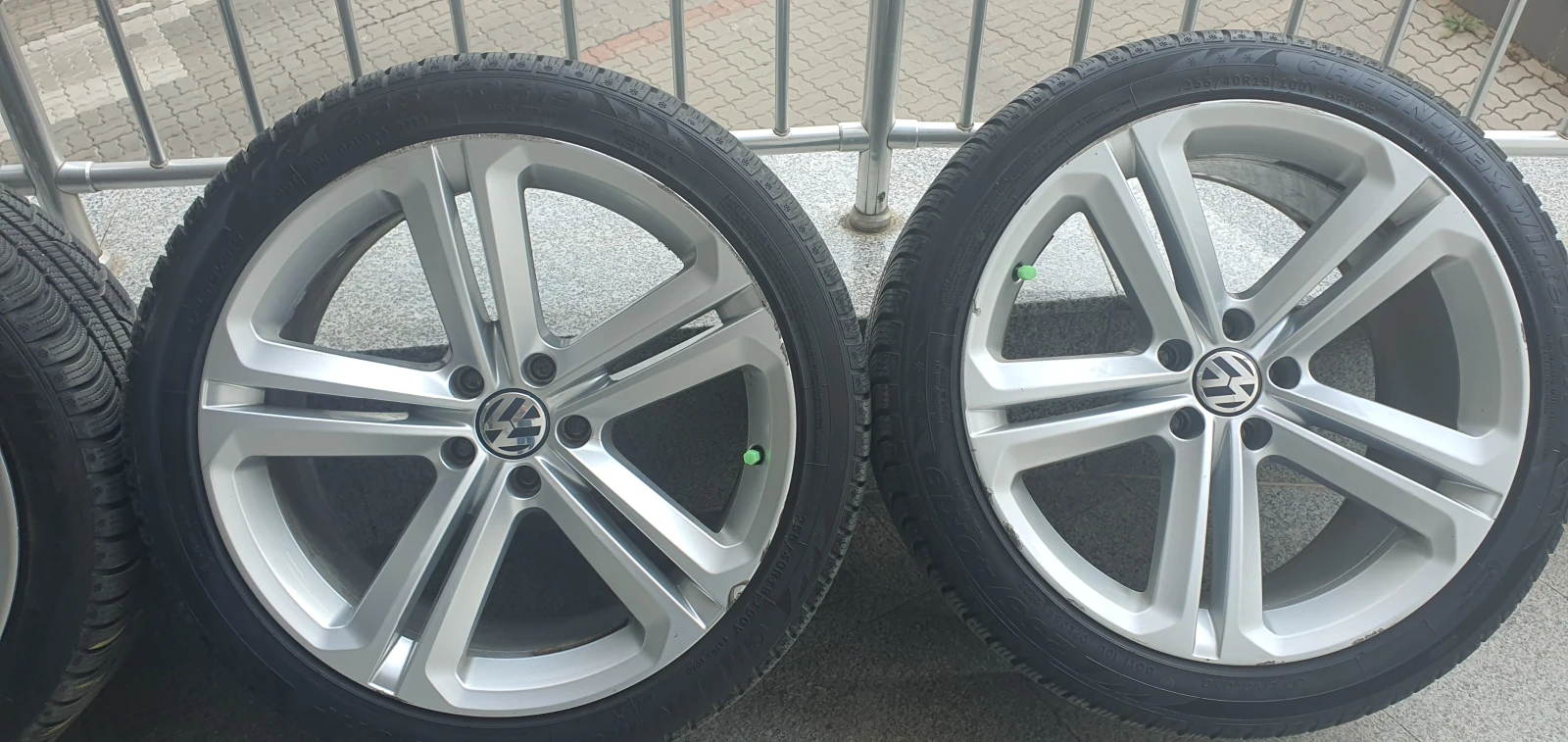    255/40R19  VW Tiguan | Mobile.bg   6