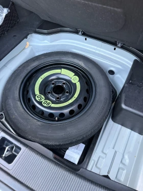 Mercedes-Benz C 180 CGI, снимка 14