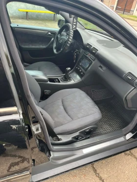 Mercedes-Benz C 220, снимка 4
