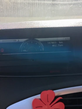 Renault Scenic, снимка 17 - Автомобили и джипове - 53650353