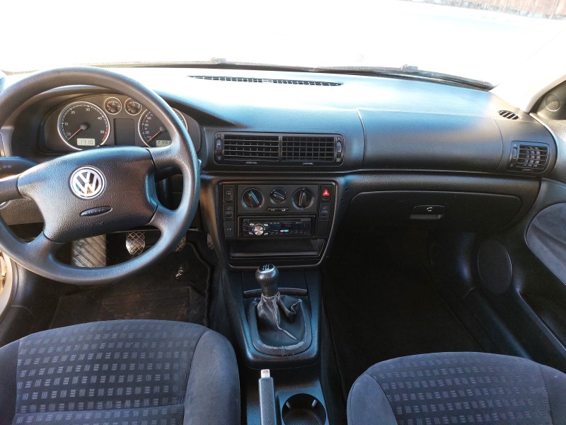 VW Passat 1,9TDI , снимка 9 - Автомобили и джипове - 44818659