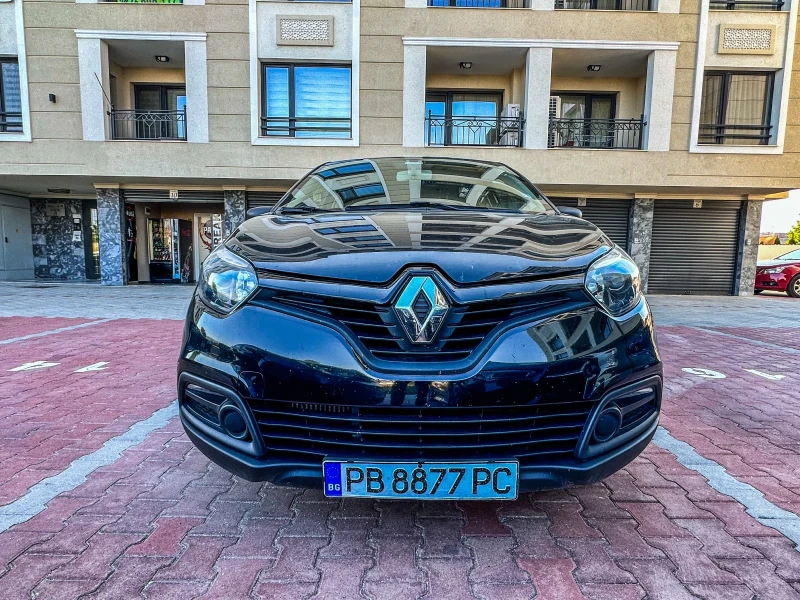 Renault Captur, снимка 3 - Автомобили и джипове - 47198124