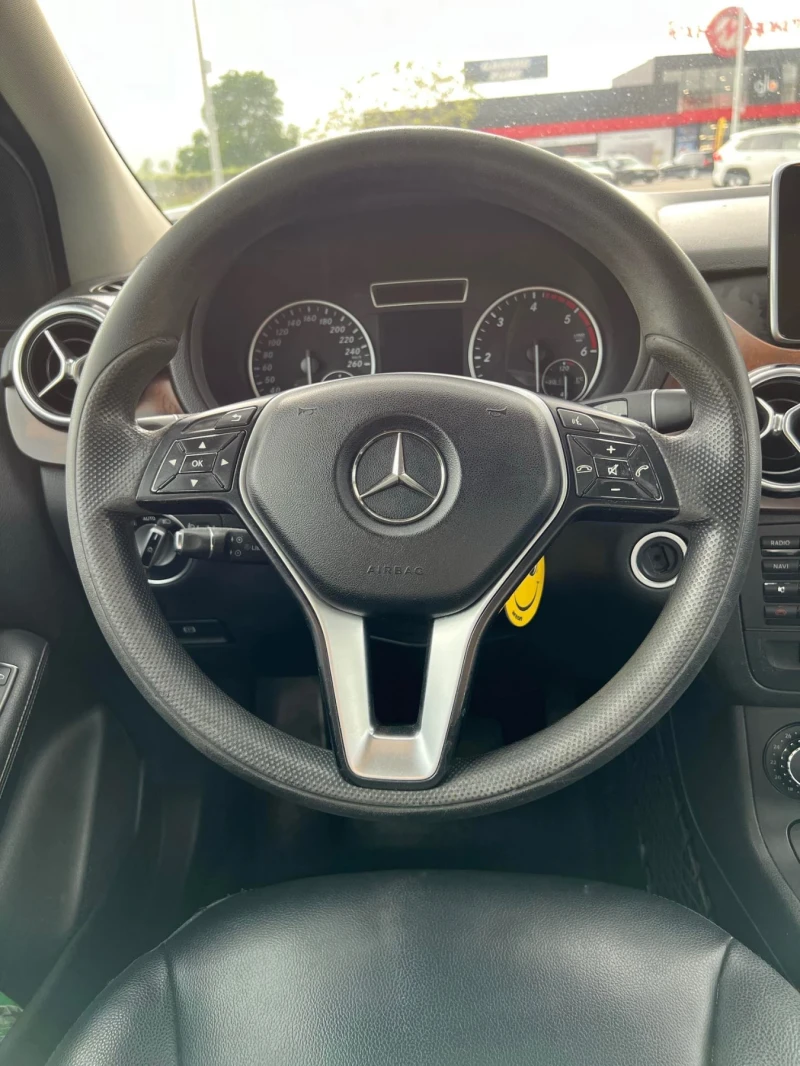 Mercedes-Benz B 180 CDI, снимка 6 - Автомобили и джипове - 47448384