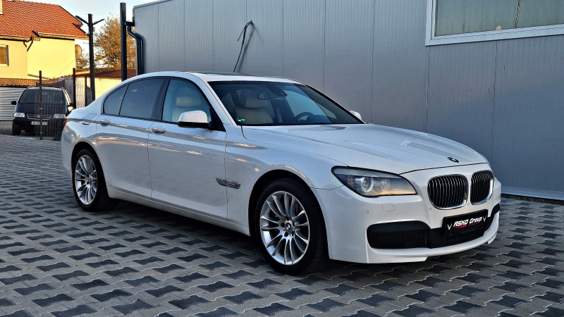 BMW 740 M/GERMANY/DISTR/HEAD UP/ВАКУУМ/CAMERA/ПОДГРЕВ/LIZI, снимка 3 - Автомобили и джипове - 47615587