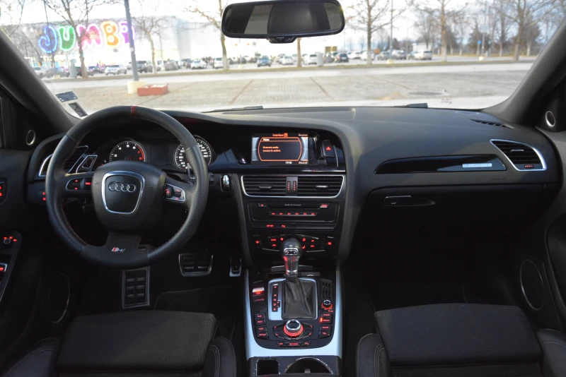 Audi A4 3.2 FSI, снимка 14 - Автомобили и джипове - 48570953