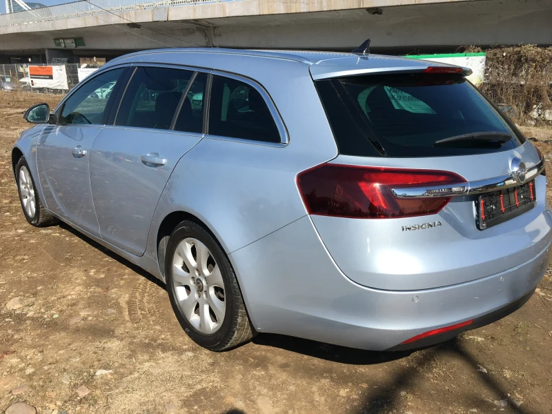 Opel Insignia 2.0CDTi 140k.c., снимка 2 - Автомобили и джипове - 49387152