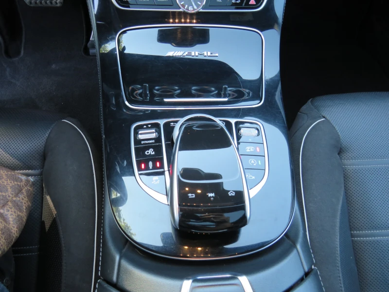 Mercedes-Benz E 63 AMG S * * * PERFORMANCE 4-MATIC+ PANORAMA FULL MAX* * , снимка 15 - Автомобили и джипове - 51413723
