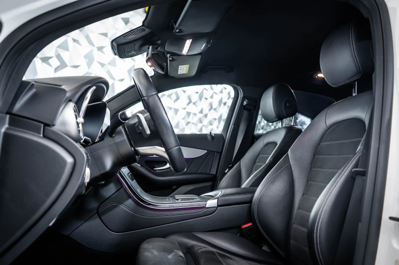 Mercedes-Benz GLC 200 4Matic Coupe* AMG* Camera, снимка 13 - Автомобили и джипове - 51692865