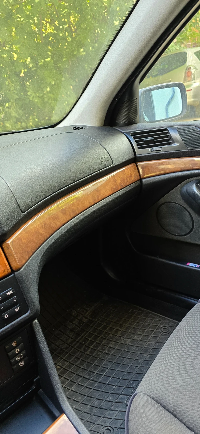 BMW 520, снимка 8 - Автомобили и джипове - 52501587