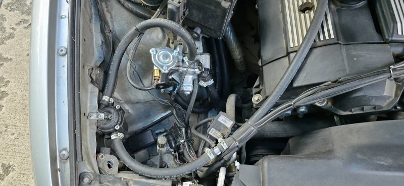 BMW 520, снимка 2 - Автомобили и джипове - 52501587