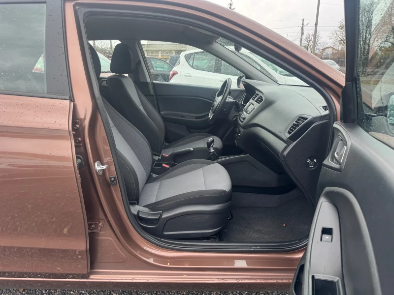 Hyundai I20 1.0T Facelift!! Euro 6!!, снимка 14 - Автомобили и джипове - 52641733