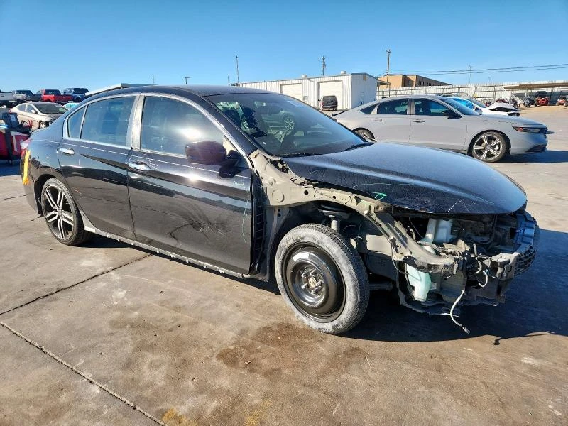 Honda Accord 2.4L 4 Front-wheel Drive, снимка 10 - Автомобили и джипове - 53198922