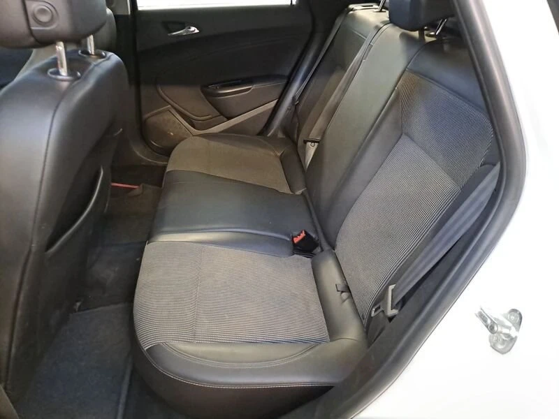 Opel Astra * Facelift* 1.7CDTI* Cosmo* , снимка 6 - Автомобили и джипове - 54334762