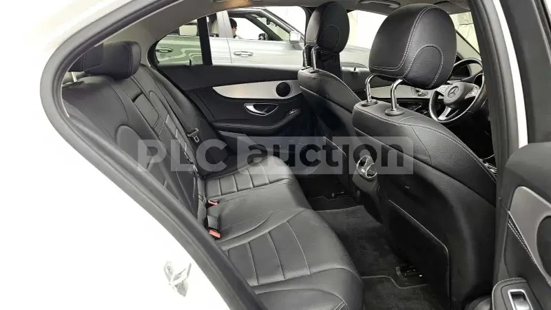Mercedes-Benz C 220 ПОДГРЕВИ/ШИБИДАХ/ФИКСИРАНА ЦЕНА ДО БЪЛГАРИЯ, снимка 10 - Автомобили и джипове - 54998193