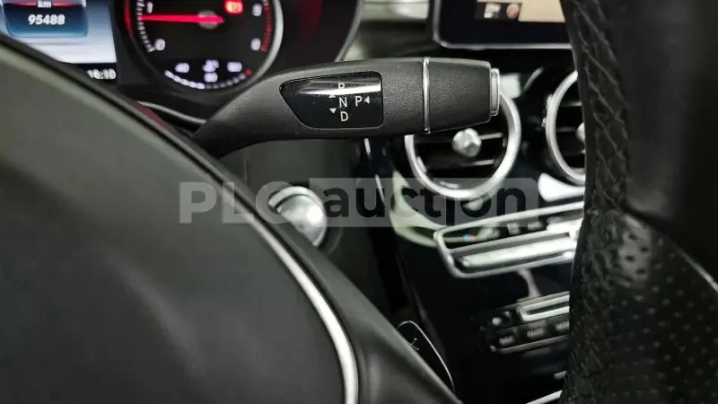 Mercedes-Benz C 220 ПОДГРЕВИ/ШИБИДАХ/ФИКСИРАНА ЦЕНА ДО БЪЛГАРИЯ, снимка 8 - Автомобили и джипове - 54998193