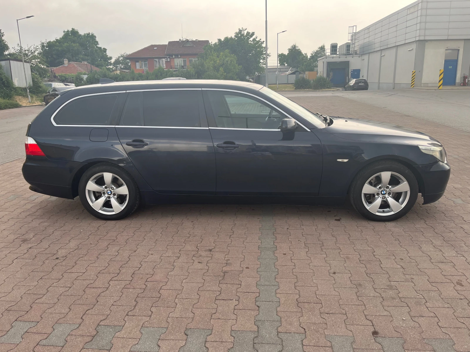 BMW 530 3.0D 300hp - изображение 2