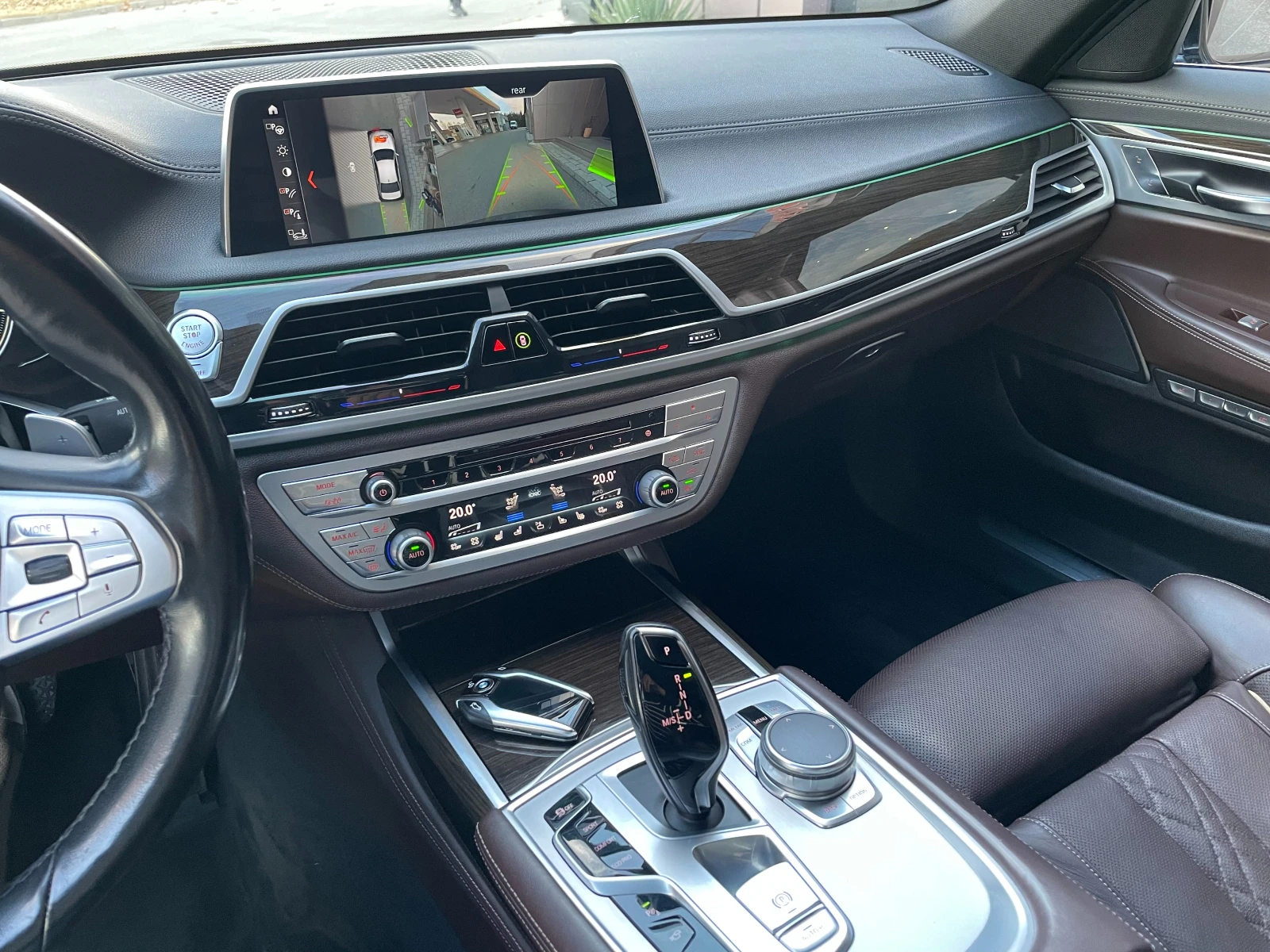 BMW 740 XD-MASSAGE-ОБДУХВАНЕ-360CAM-СМАРТ КЛЮЧ | Mobile.bg — изображение 14