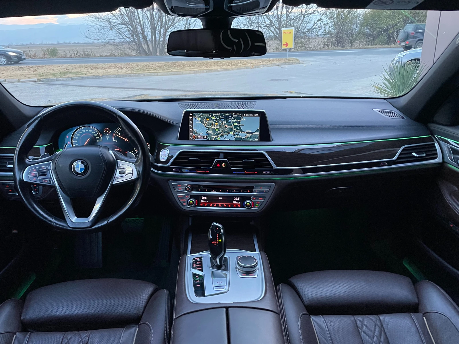BMW 740 XD-MASSAGE-ОБДУХВАНЕ-360CAM-СМАРТ КЛЮЧ | Mobile.bg — изображение 11