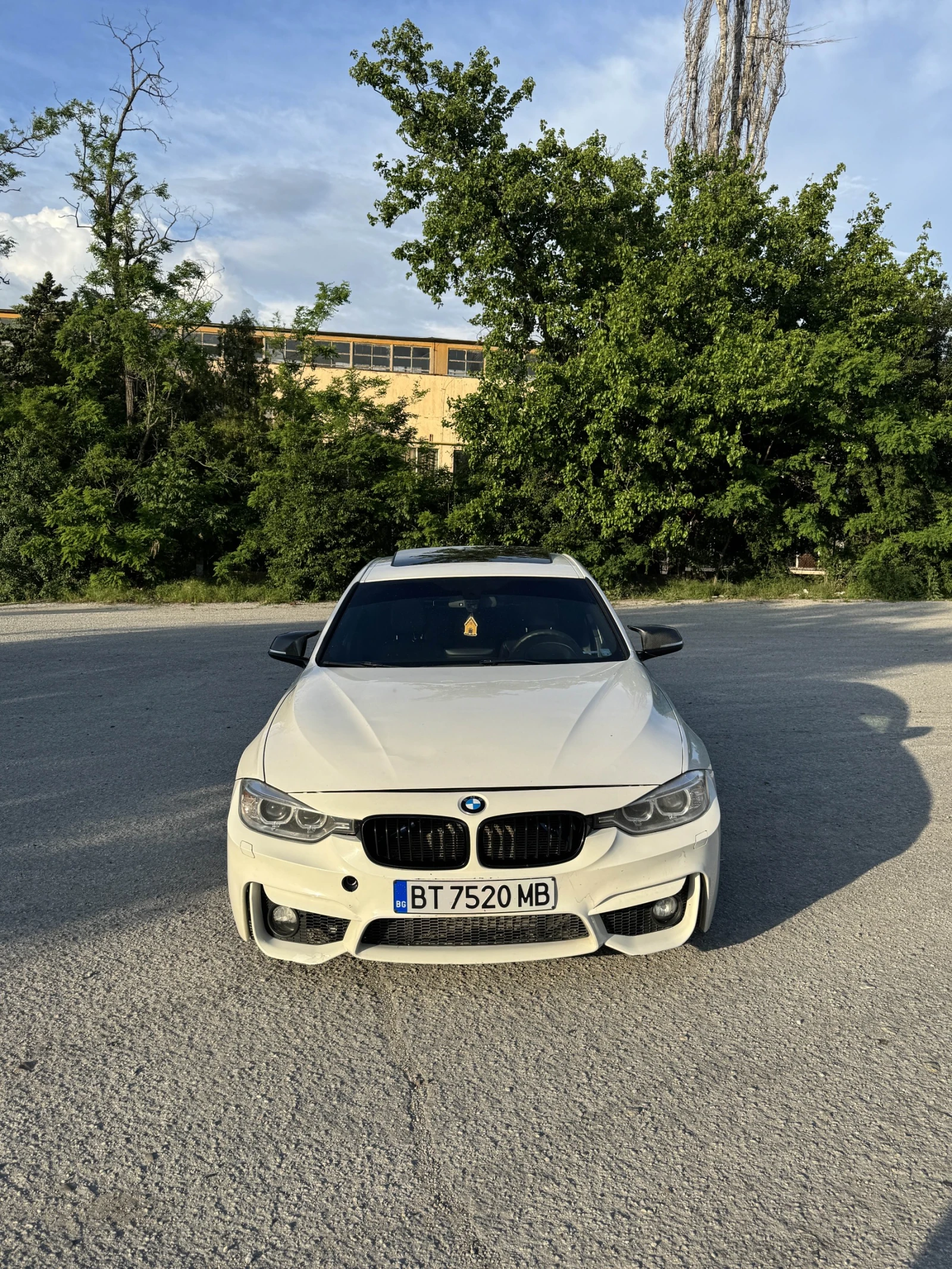 BMW 335 XDRIVE - изображение 2