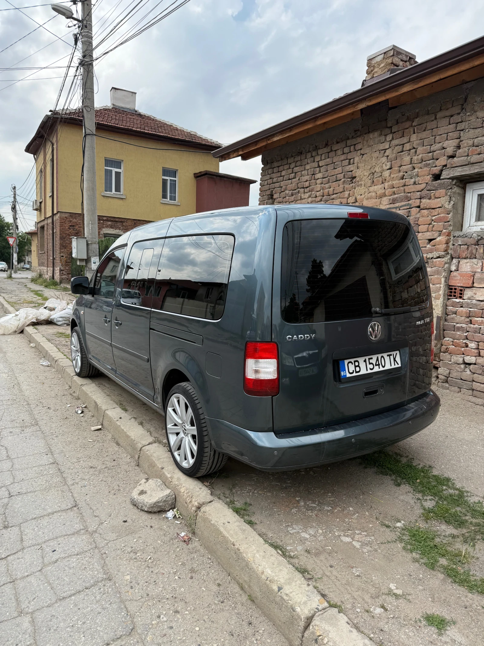 VW Caddy 1.9 DSG 7места MAXI - изображение 3