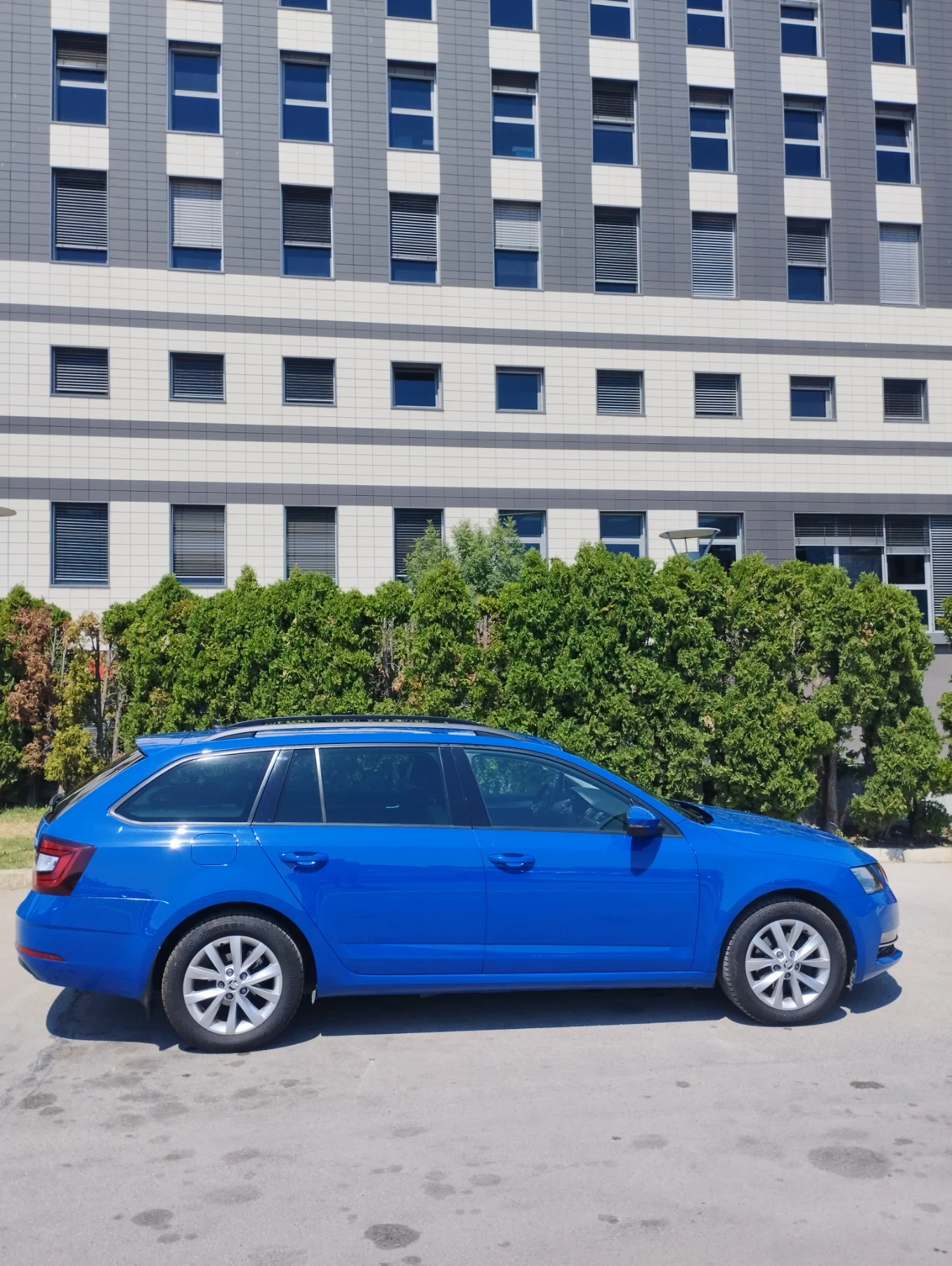 Skoda Octavia 1.5 G-tec, metan, auto , от БГ, сервизна история - изображение 10