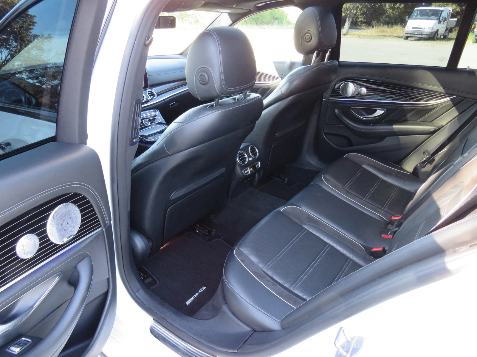 Mercedes-Benz E 63 AMG S * * * PERFORMANCE 4-MATIC+ PANORAMA FULL MAX* *  | Mobile.bg   11