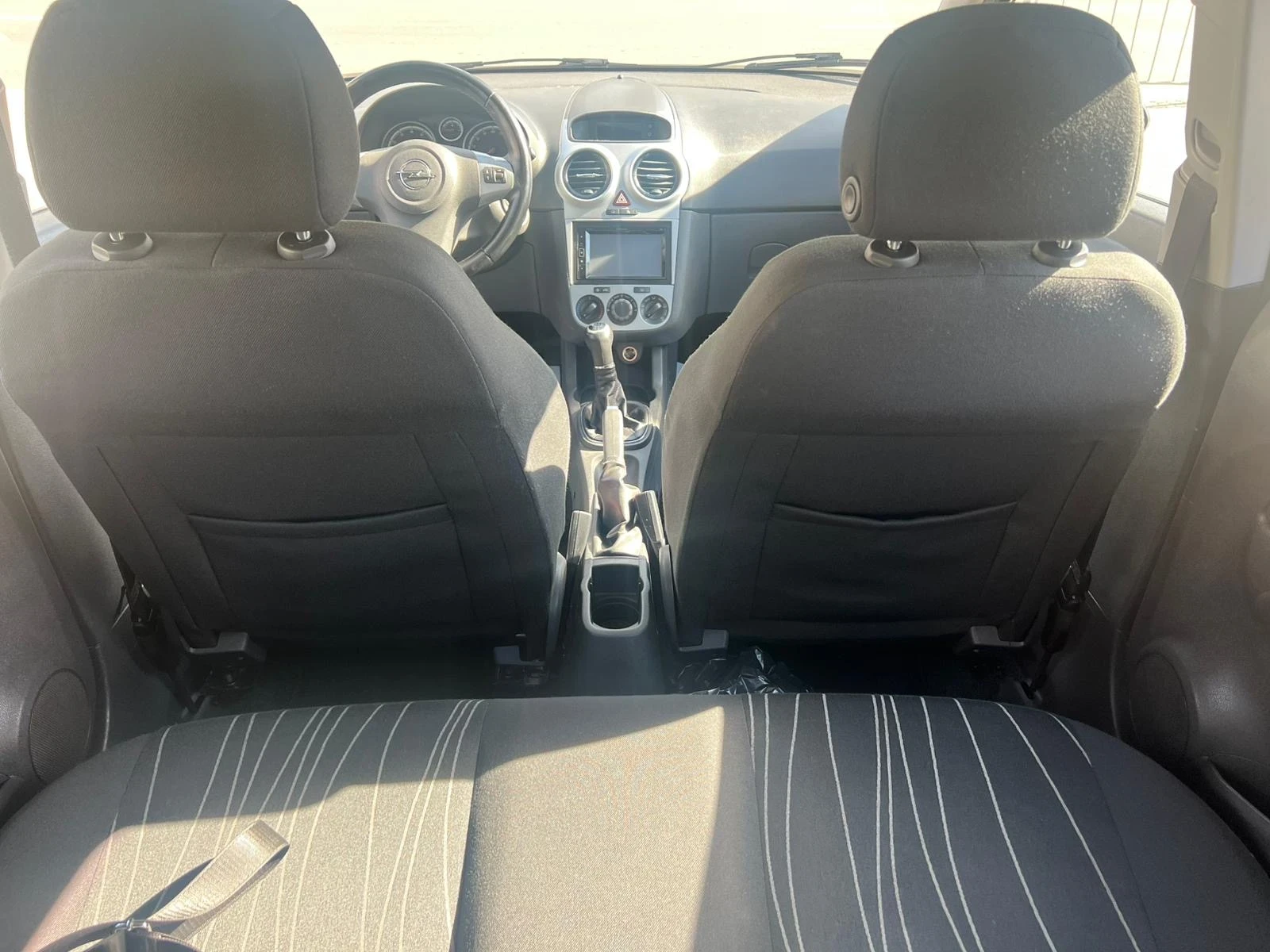 Opel Corsa 1.2i/KLIMA - изображение 10