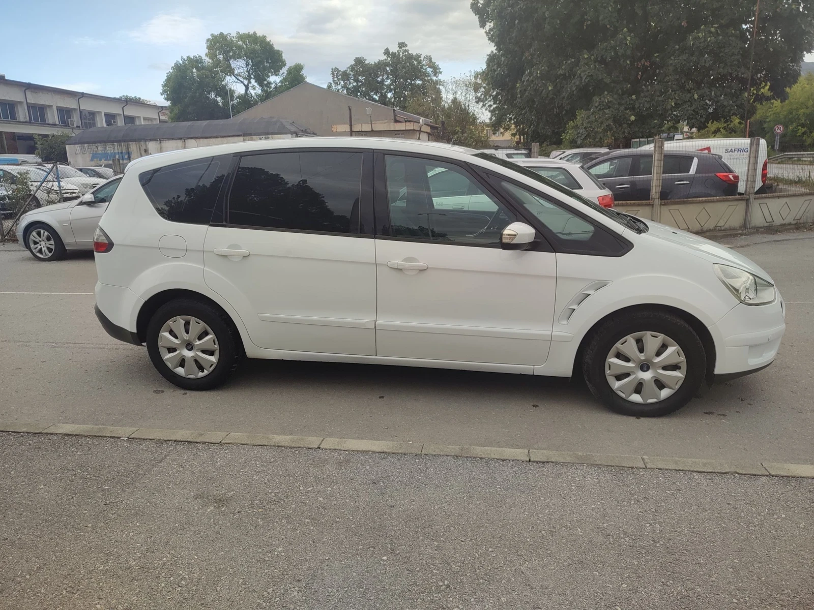 Ford S-Max 2.0tdci 140cv - изображение 9
