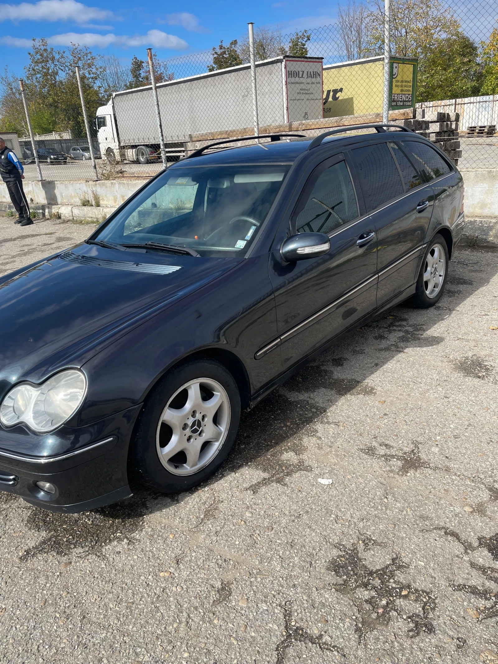Mercedes-Benz C 220 2.2-150кс - изображение 3