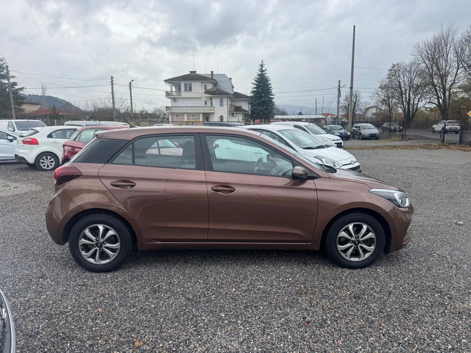 Hyundai I20 1.0T Facelift!! Euro 6!! - изображение 8