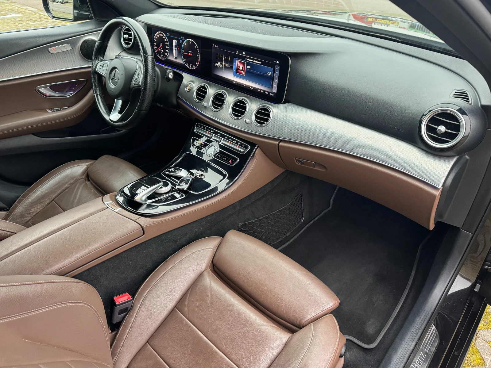 Mercedes-Benz E 220 D/face/4matic/amg/9g tronic - изображение 10