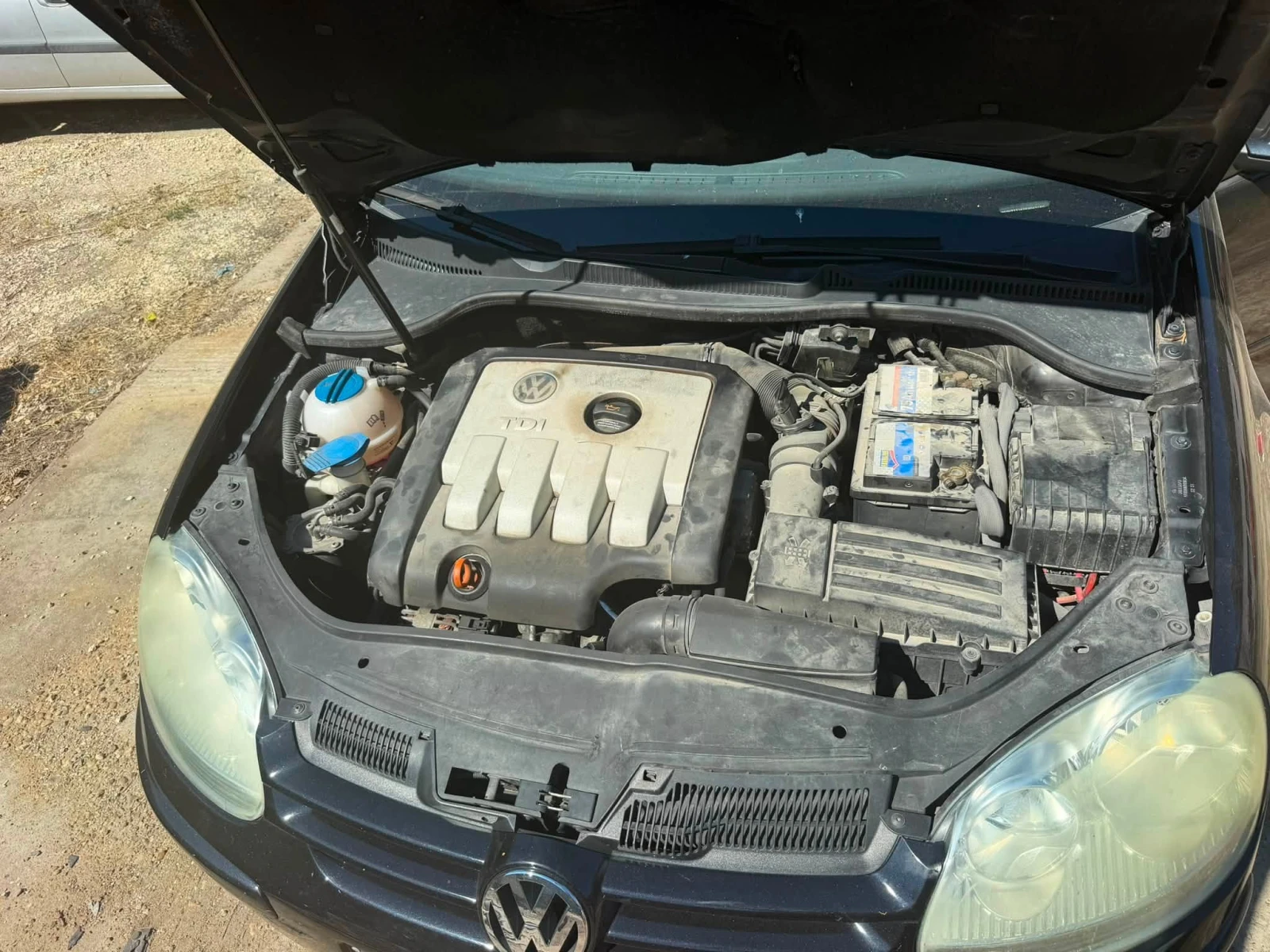 VW Golf 2.0tdi 140bkd dsg, снимка 15 - Автомобили и джипове - 53500220