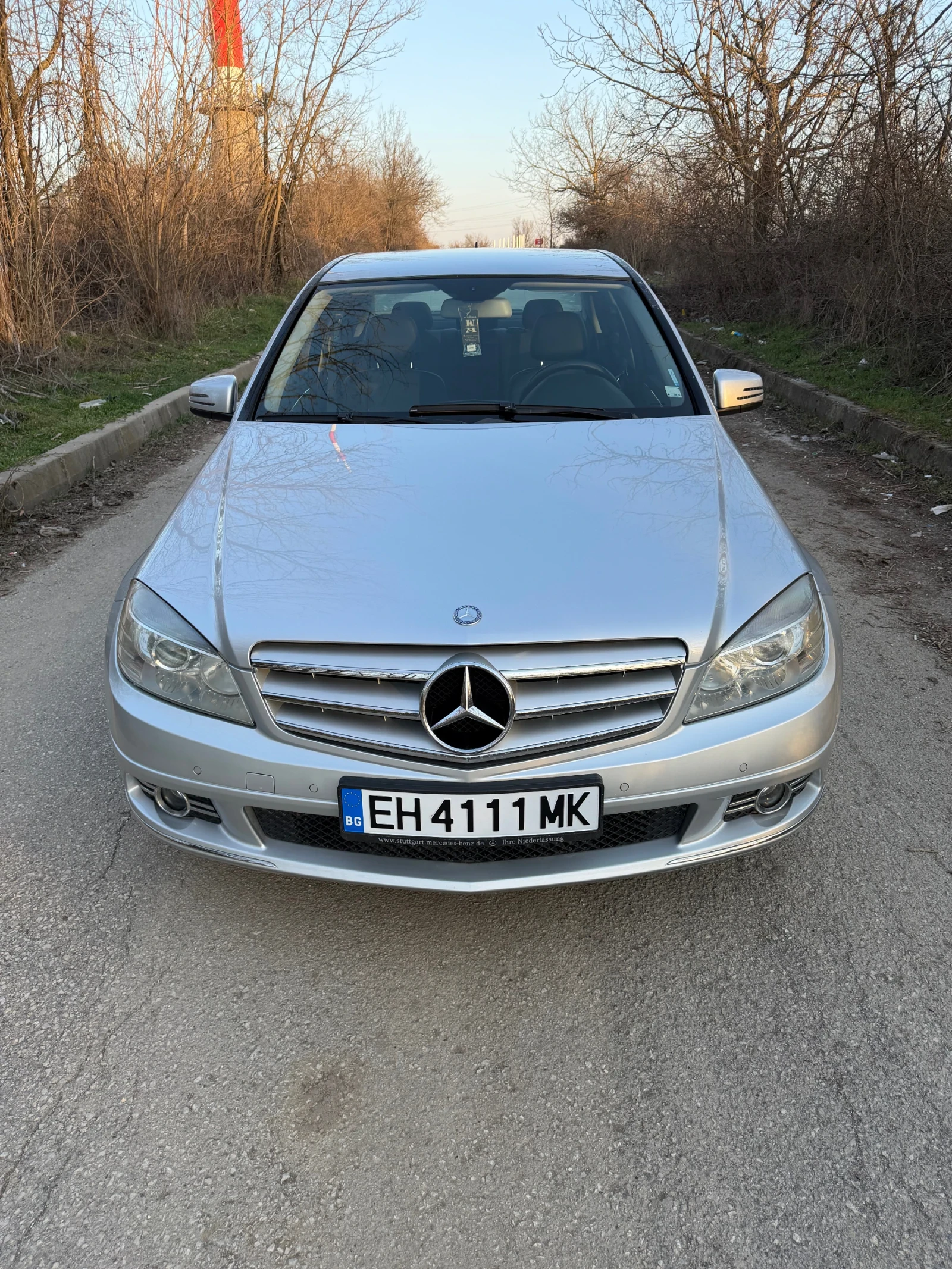 Mercedes-Benz C 180 CGI, снимка 2 - Автомобили и джипове - 53918667