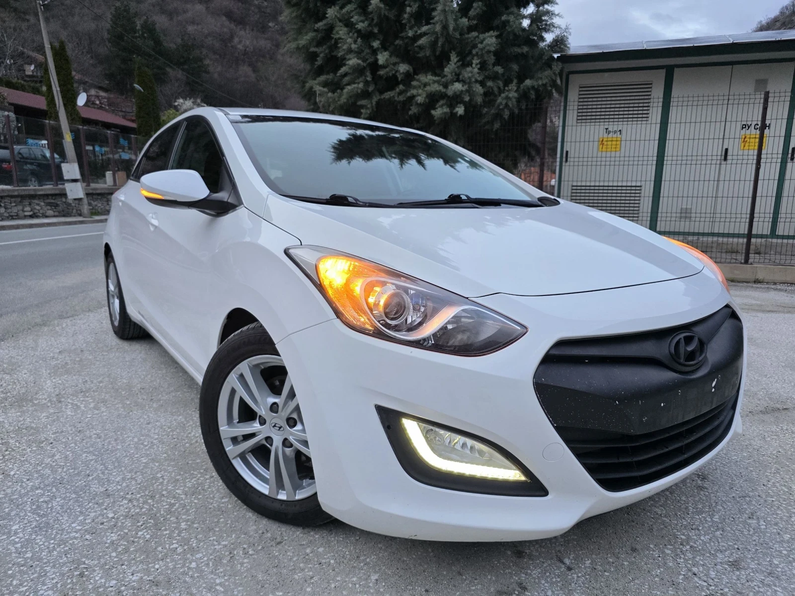 Hyundai I30 1.6 CRDI 128PSB* FACELIFT * LED* PODGREV*  | Mobile.bg � ����������� 2