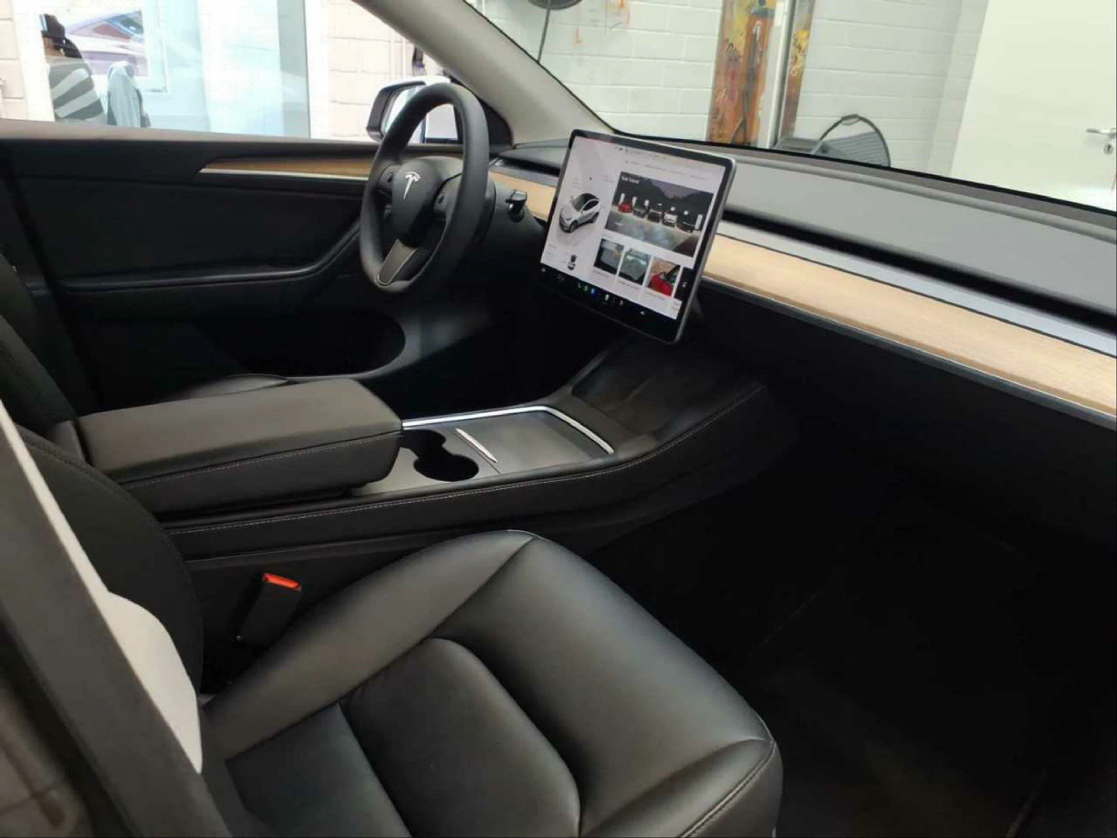 Tesla Model Y LONG RANGE DUAL MOTOR ОЧАКВАН ВНОС, снимка 7 - Автомобили и джипове - 54124474