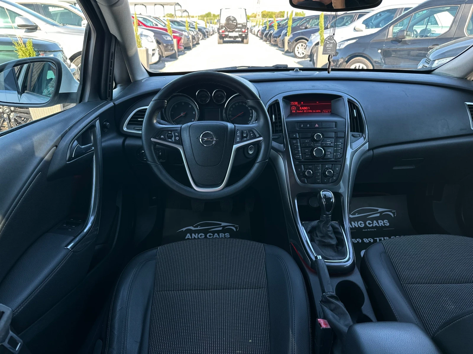 Opel Astra * Facelift* 1.7CDTI* Cosmo* , снимка 10 - Автомобили и джипове - 54334762