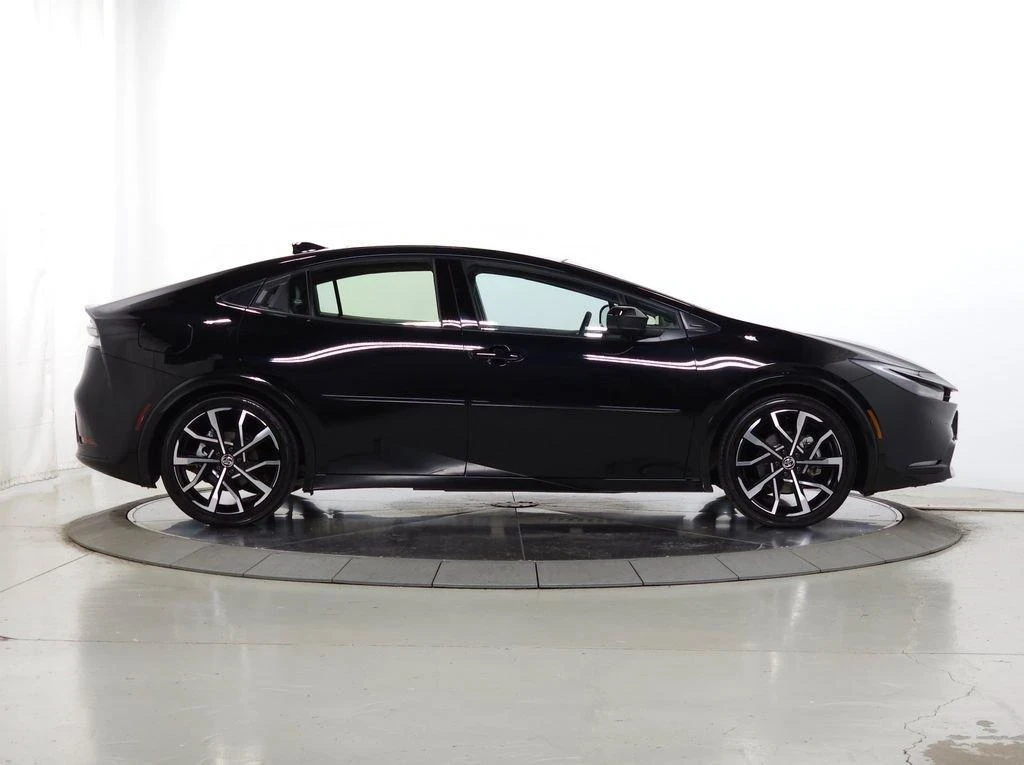Toyota Prius, снимка 6 - Автомобили и джипове - 54610054