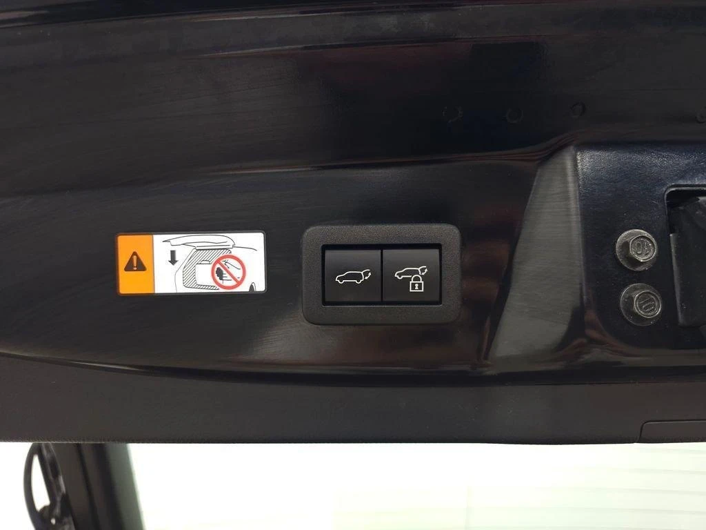 Toyota Prius, снимка 4 - Автомобили и джипове - 54610054