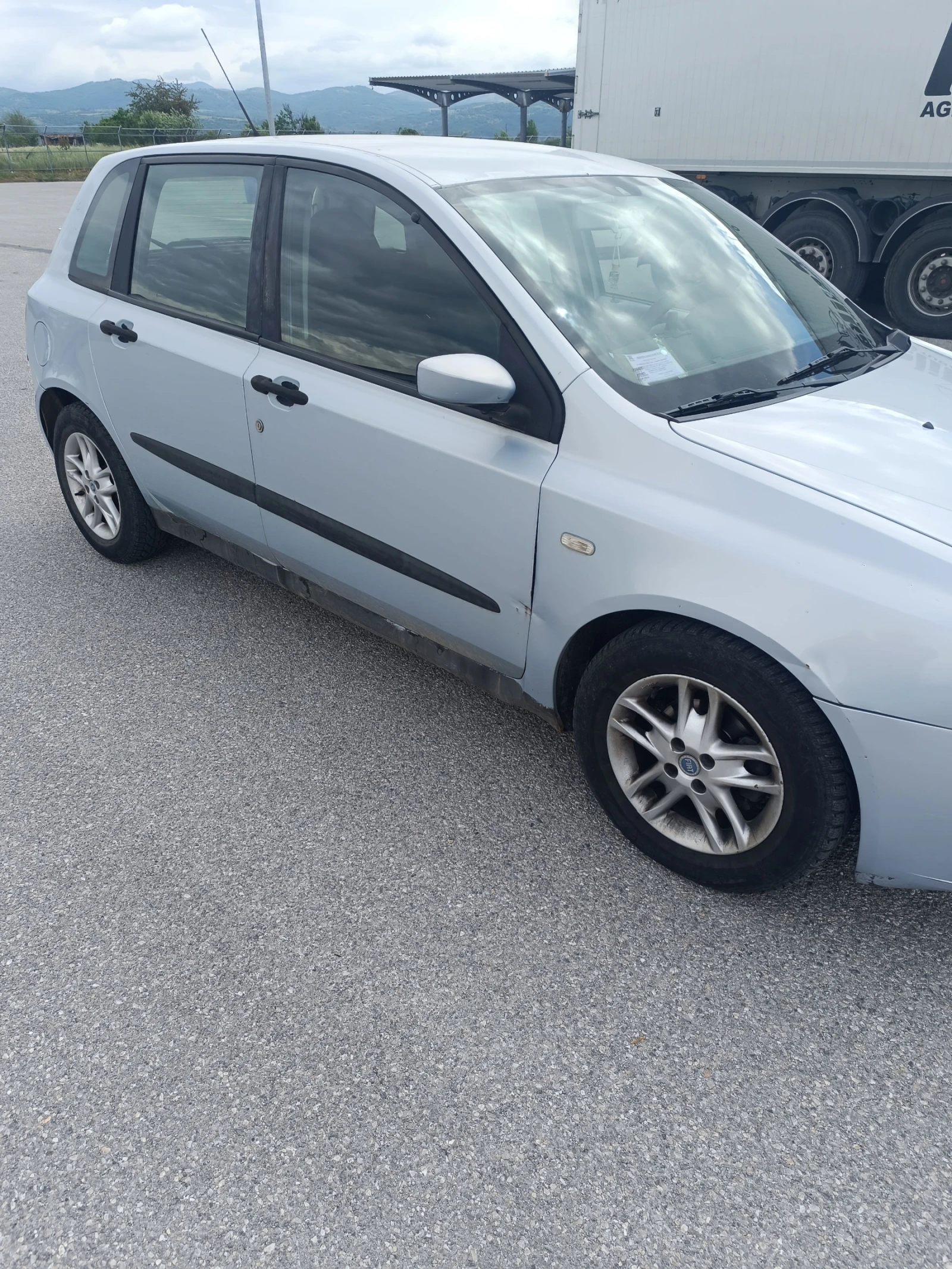 Fiat Stilo 1, 6, снимка 3 - Автомобили и джипове - 54643979