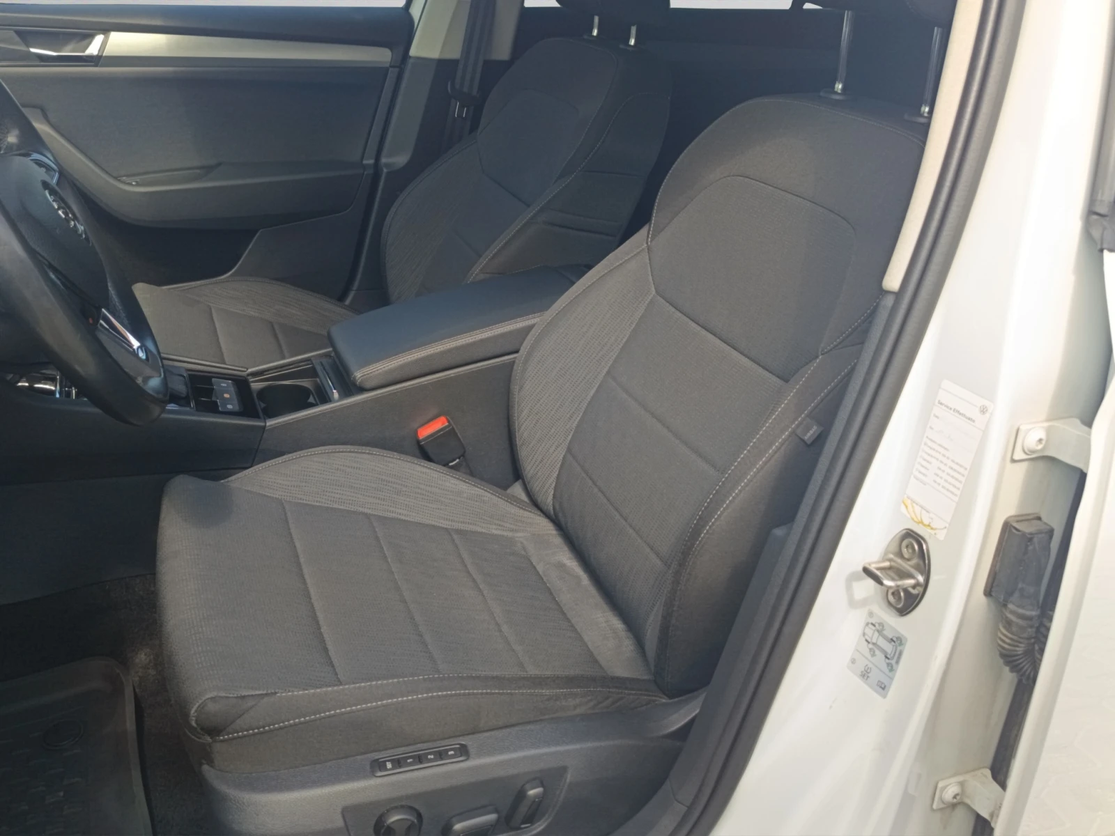 Skoda Superb AMBITION, снимка 14 - Автомобили и джипове - 54708460