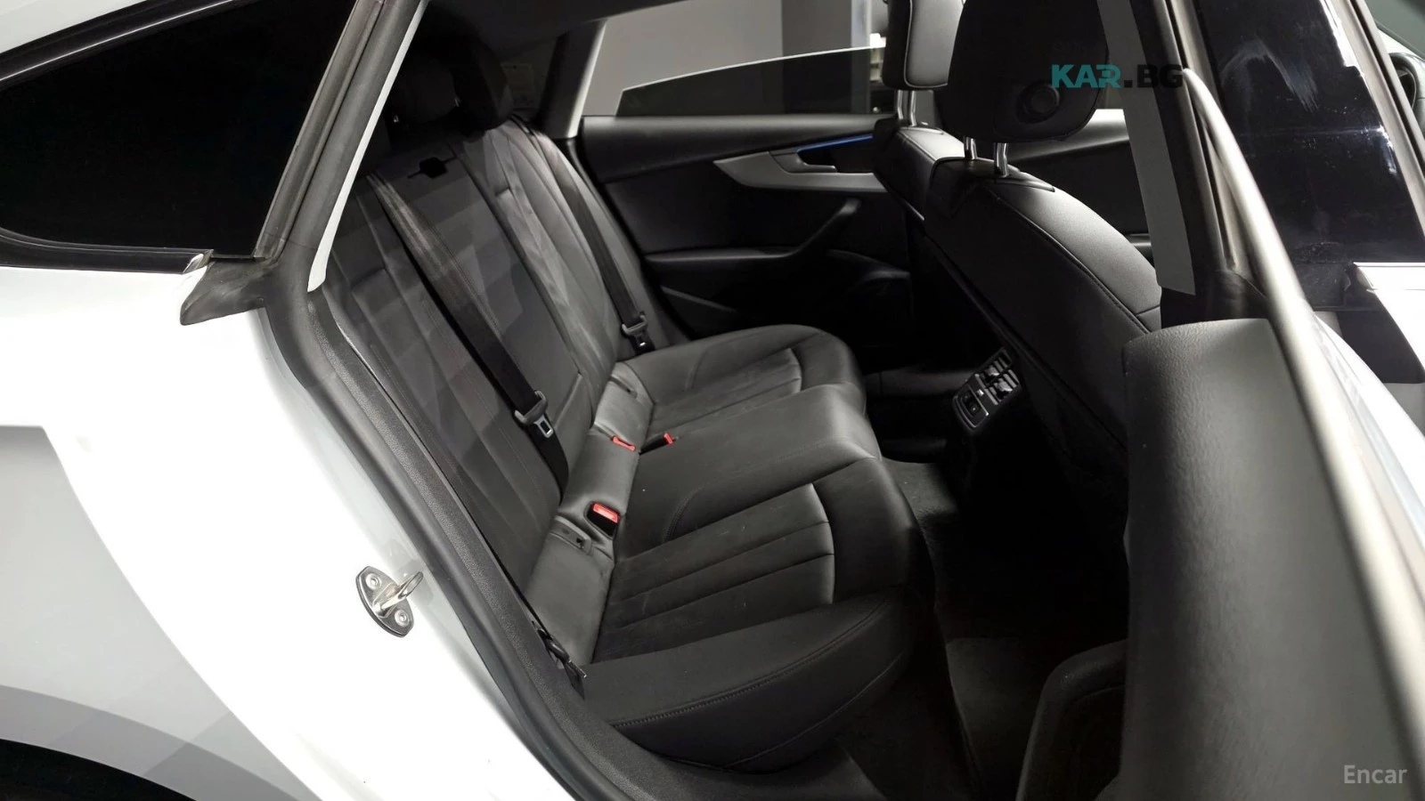 Audi A5 * 40TFSI* QUATTRO* КОЖА* ПОДГРЕВ* ПАНОРАМА* , снимка 12 - Автомобили и джипове - 54812695