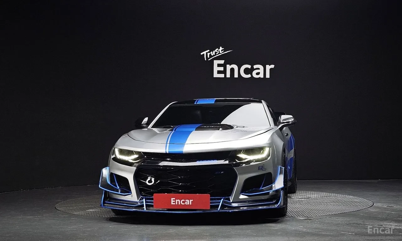 Chevrolet Camaro 6.2 V 8 Уникат* Карбон * Лед индикатор на волана 