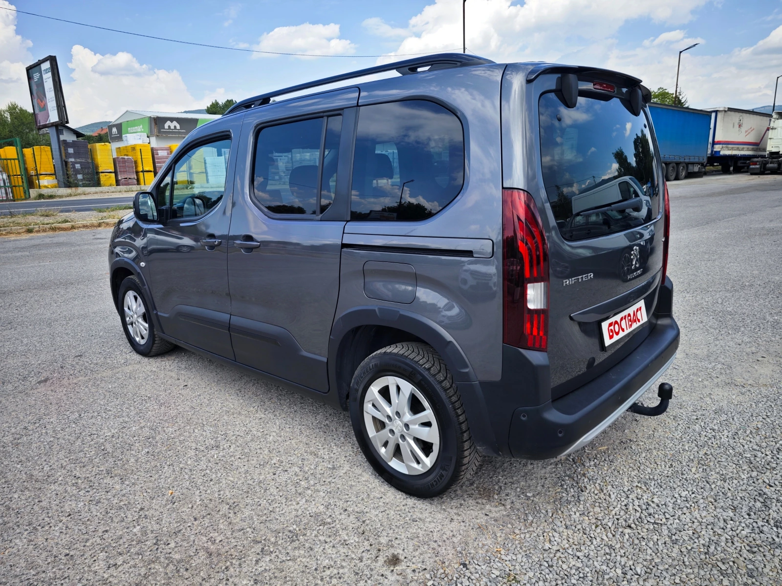 Peugeot Rifter 1, 2T GT-Line , снимка 3 - Автомобили и джипове - 55660468