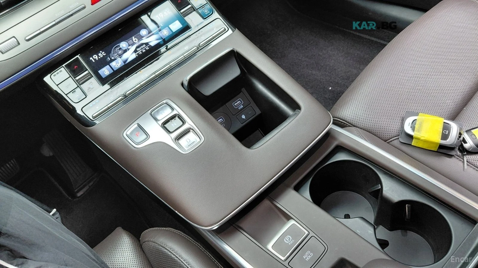 Hyundai Grandeur 2.5/EXCLUSIVE/DRIVE-ASSISTS/SUNROOF, снимка 10 - Автомобили и джипове - 55728872