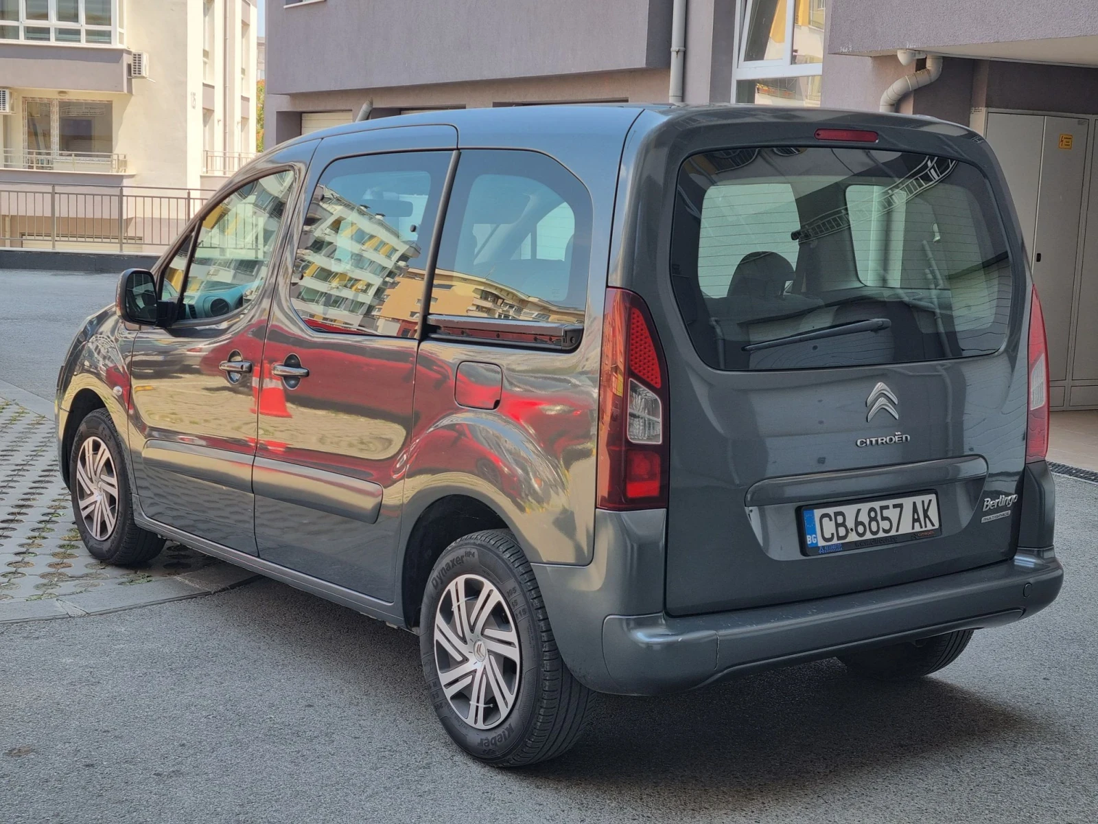 Citroen Berlingo 1.6Hdi Multispace, снимка 3 - Автомобили и джипове - 55733319