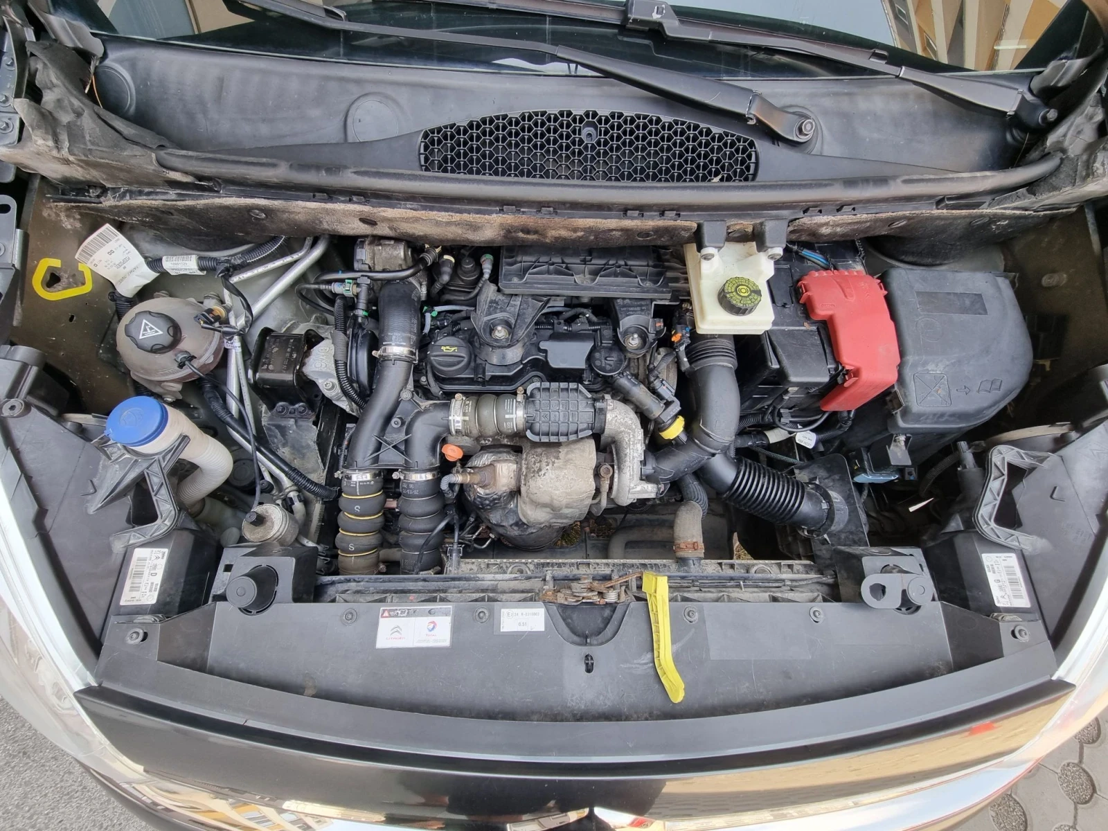 Citroen Berlingo 1.6Hdi Multispace, снимка 13 - Автомобили и джипове - 55733319