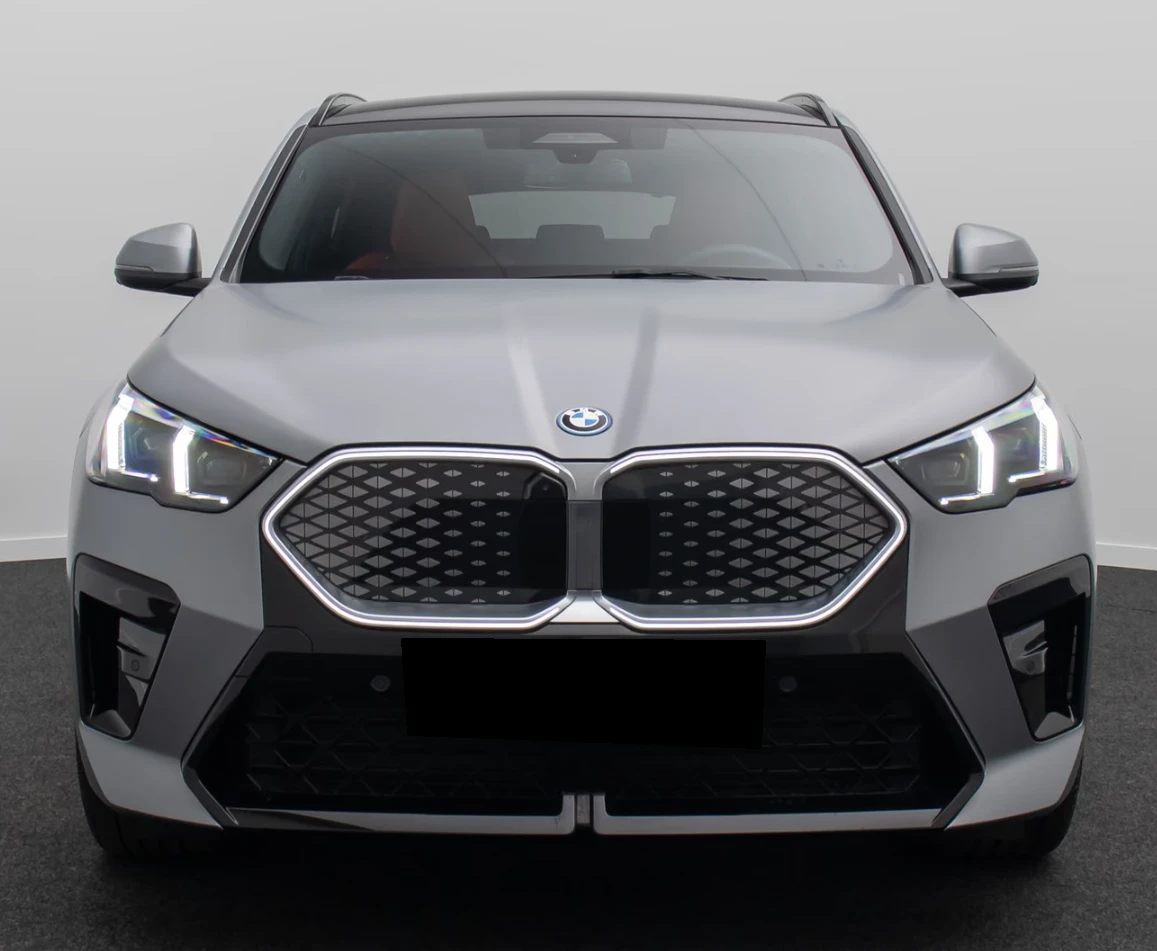 BMW iX2 eD20 * M-SPORT* 360* H/K* , снимка 2 - Автомобили и джипове - 56105128