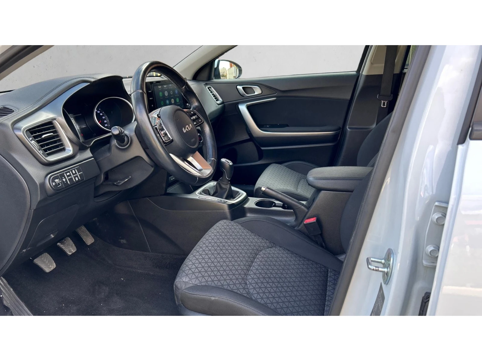 Kia Ceed 1. 0 T-GDI  M/T, Месечна вноска от 199  , снимка 11 - Автомобили и джипове - 56118449